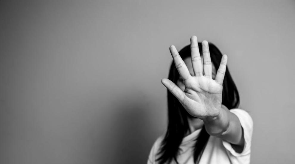 Задържаха млад мъж за насилие към майка му в Стара Загора
